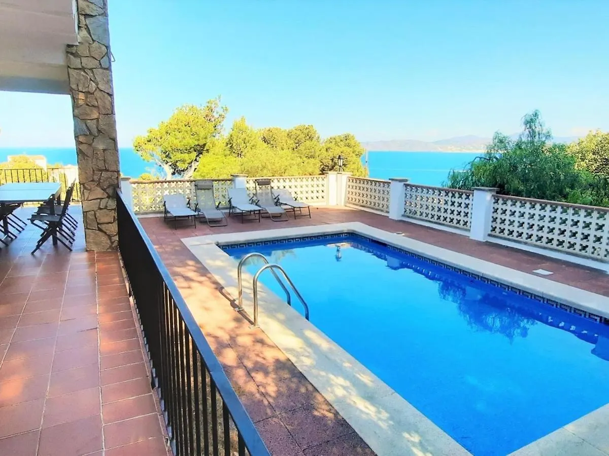 Apartment Apartamento Amplio En Cap Ras Con Piscina Y Terraza - 4 Hab, Admite Mascotas, Cerca De La Playa - Es-170-18 Llanca