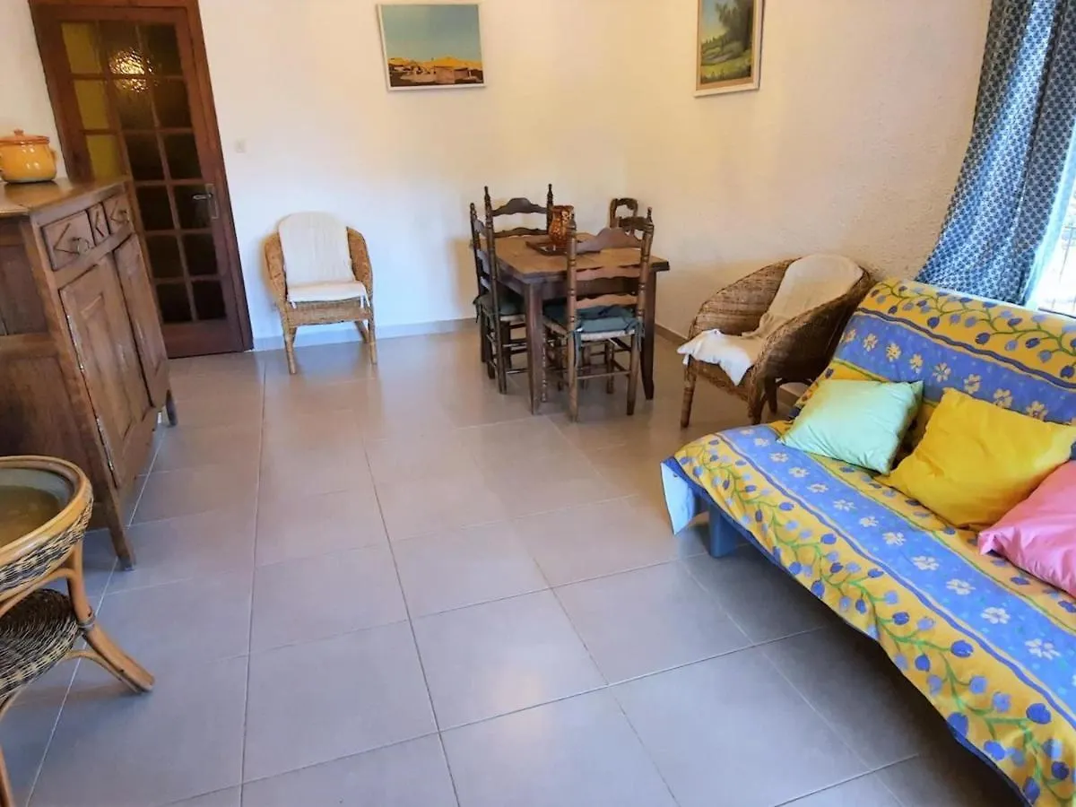 Apartamento Amplio En Cap Ras Con Piscina Y Terraza - 4 Hab, Admite Mascotas, Cerca De La Playa - Es-170-18 Llanca Apartment