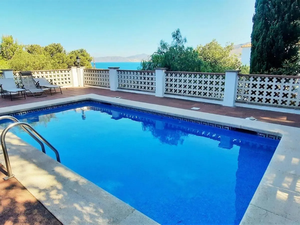 Apartamento Amplio En Cap Ras Con Piscina Y Terraza - 4 Hab, Admite Mascotas, Cerca De La Playa - Es-170-18 Llanca 0*,