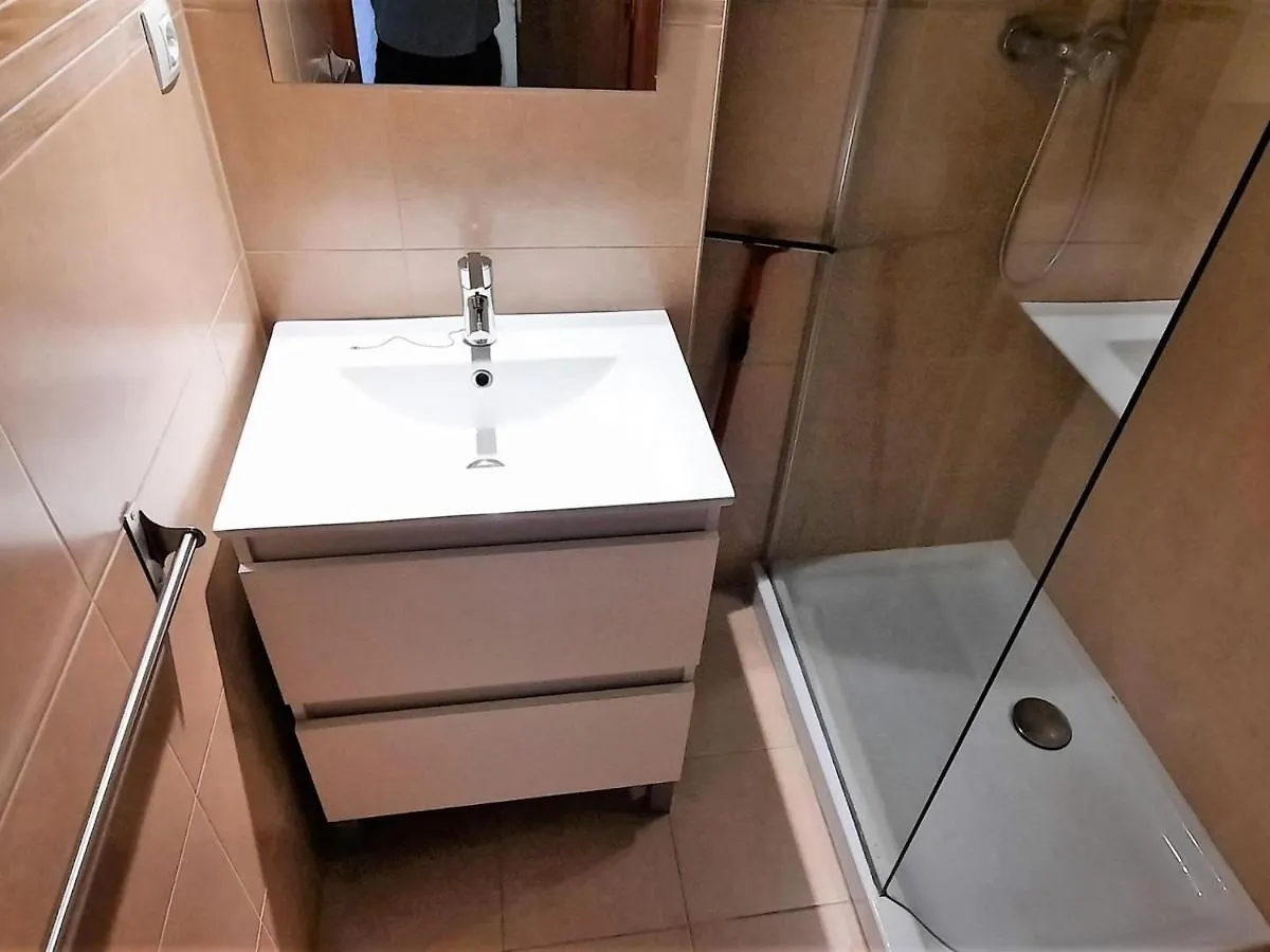 Apartamento Amplio En Cap Ras Con Piscina Y Terraza - 4 Hab, Admite Mascotas, Cerca De La Playa - Es-170-18 Llanca Spain