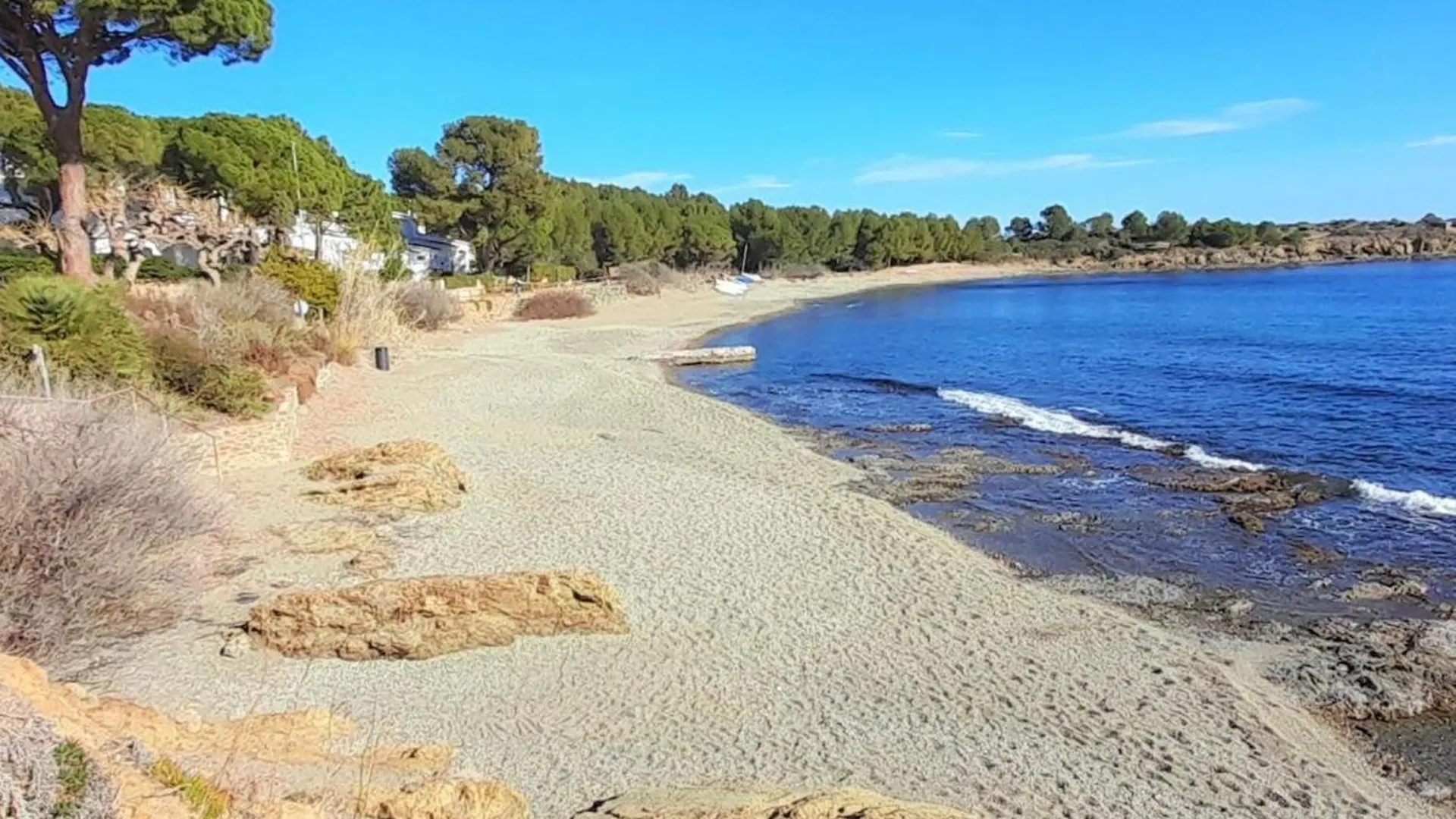Apartamento Amplio En Cap Ras Con Piscina Y Terraza - 4 Hab, Admite Mascotas, Cerca De La Playa - Es-170-18 Llanca 0*,  Spain